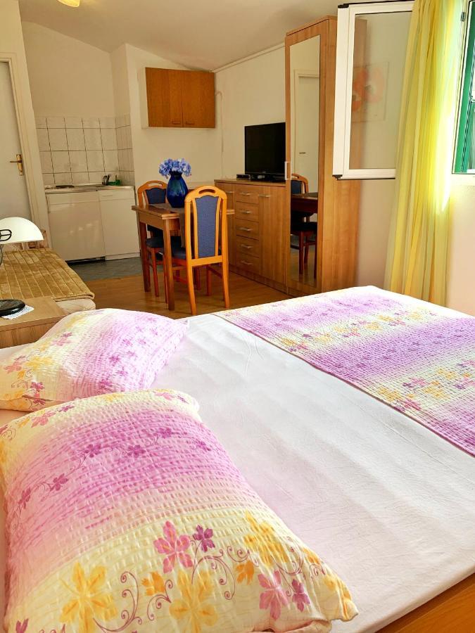 Apartments Villa Antony 2 Дрвеник Екстериор снимка