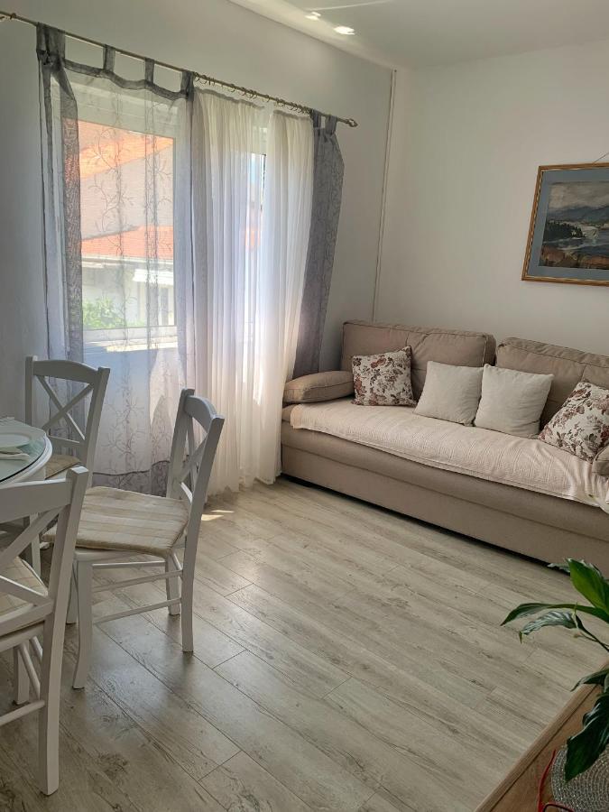 Apartments Villa Antony 2 Дрвеник Екстериор снимка