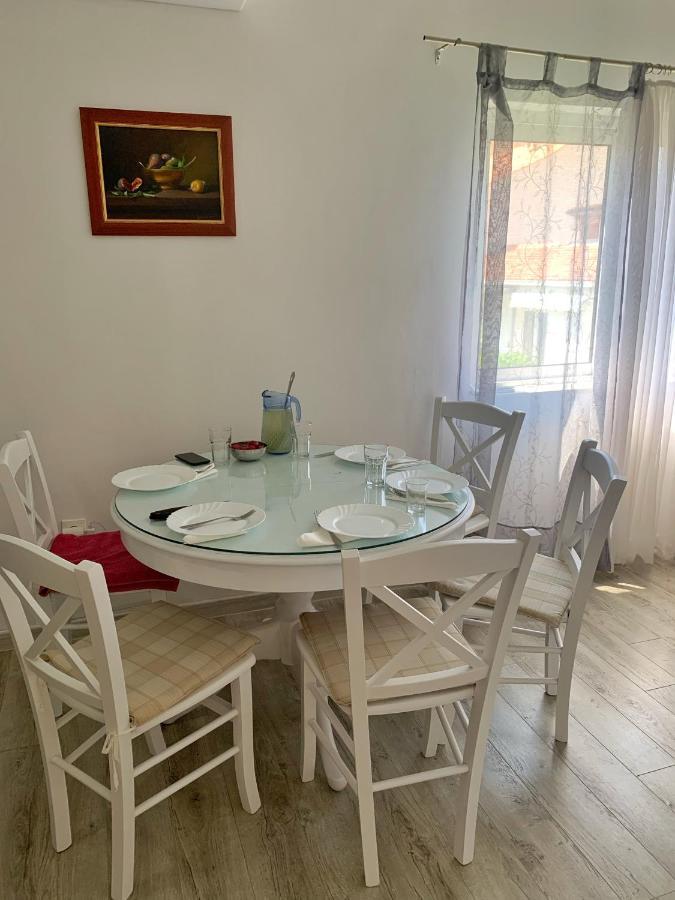Apartments Villa Antony 2 Дрвеник Екстериор снимка